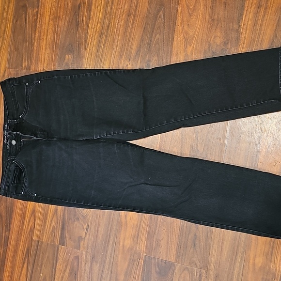 Gloria Vanderbilt Black Slimming Jeans - Picture 1 of 3